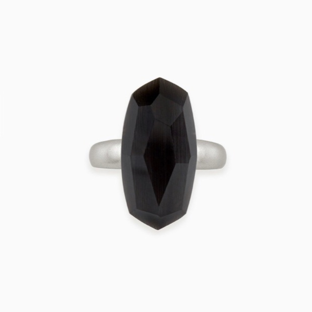 NWT Dani Silver Cocktail Ring In Black Cat's Eye - Picture 3 of 3